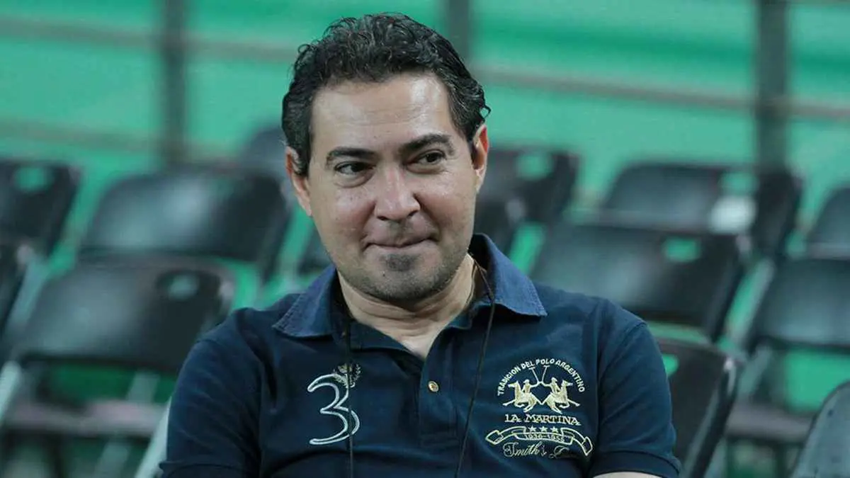 محمد بركات يحلل أسباب التراجع الفني للأهلي ويحمل "عموتة" نسبة 75% من المسئولية