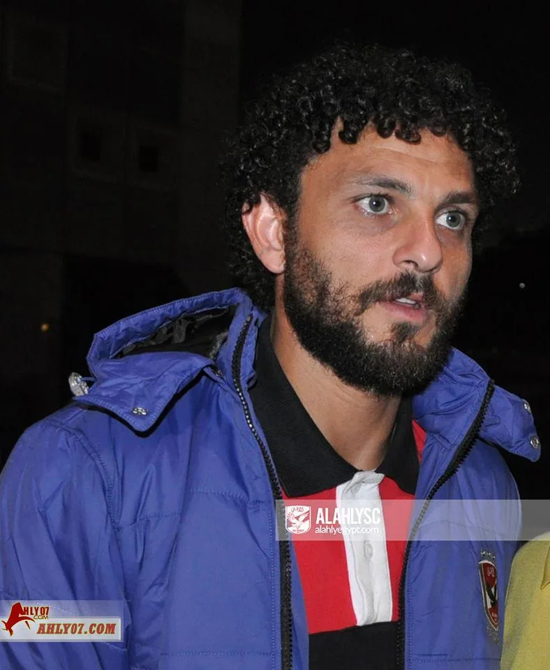 صور لاعبو الأهلي خارج الملعب استعدادا للسفر نوفمبر 2015
