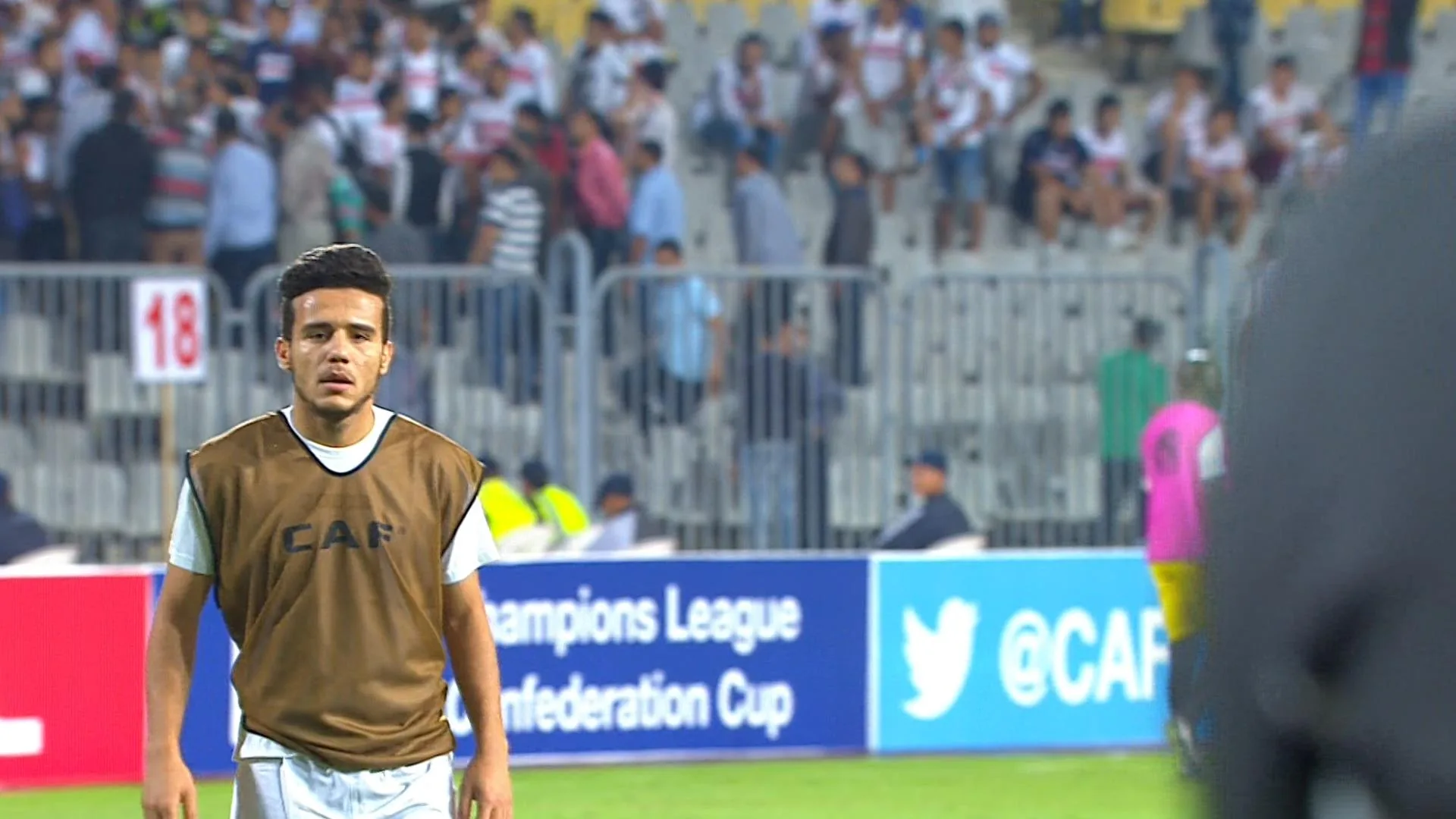 عاجل قناتين مفتحوتين بالتردد تنقلان مباراة الزمالك وكابس يونايتد الآن